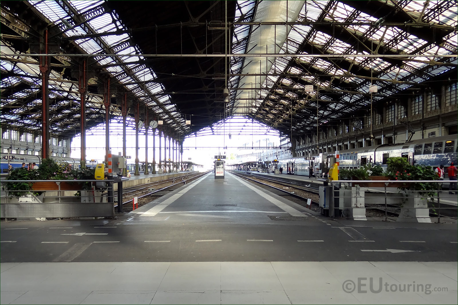 HD Photographs Of Gare De Lyon Train Station In Paris France