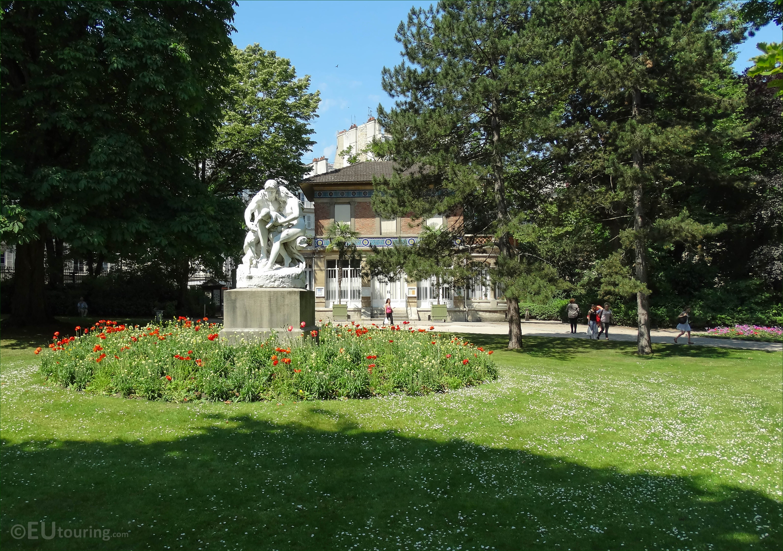 Photos of Jardin du Luxembourg public gardens in Paris