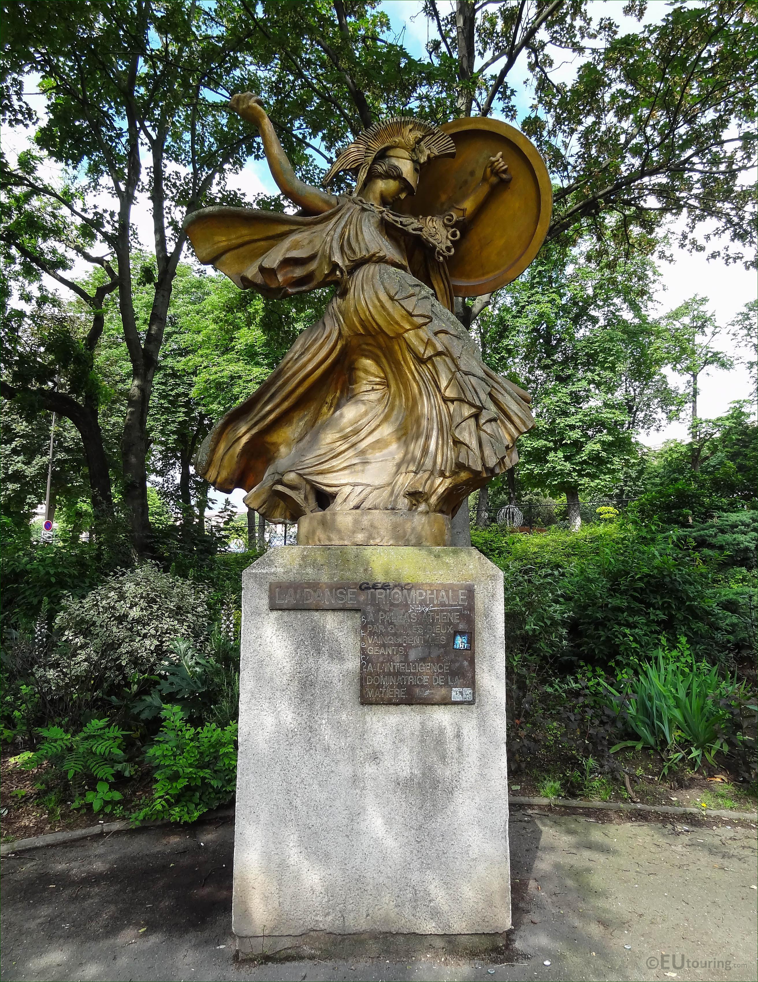 La Danse Triomphale a Pallas Athene statue in Place de Varsovie - Page 760